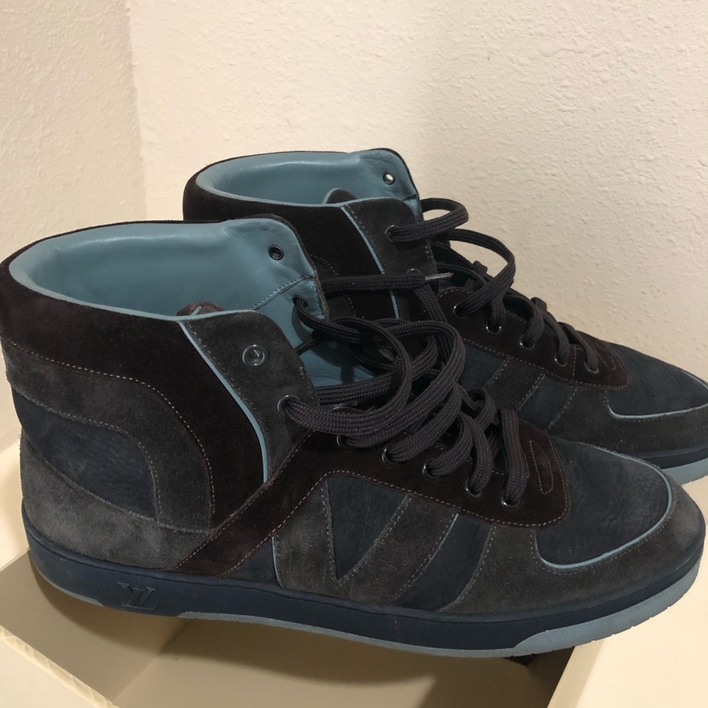 Louis Vuitton Men’s Sneakers (Size 9)